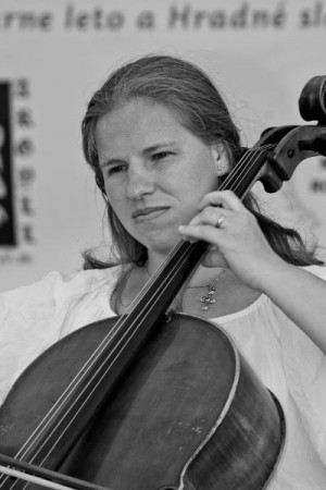 Zuzka Krížová  2011-2016 (vilončelo)